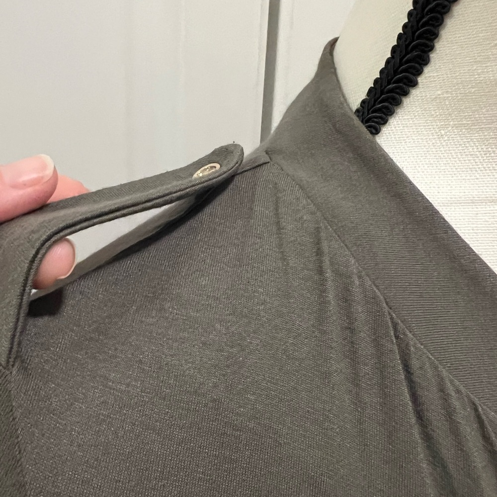 Ann Taylor Olive green ruched front | Wrap style size M - Picture 4 of 9